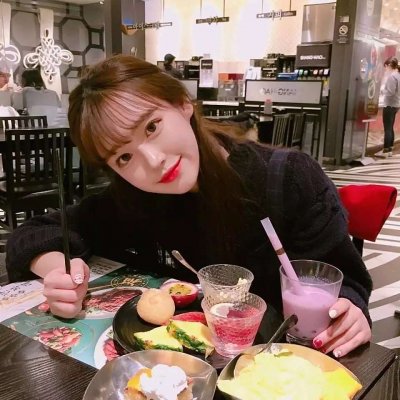 好看的ins头像女
