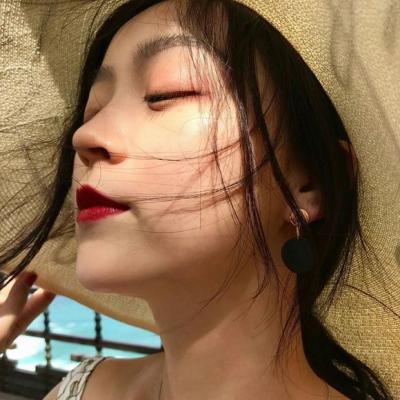 高清好看真人头像女生小清新