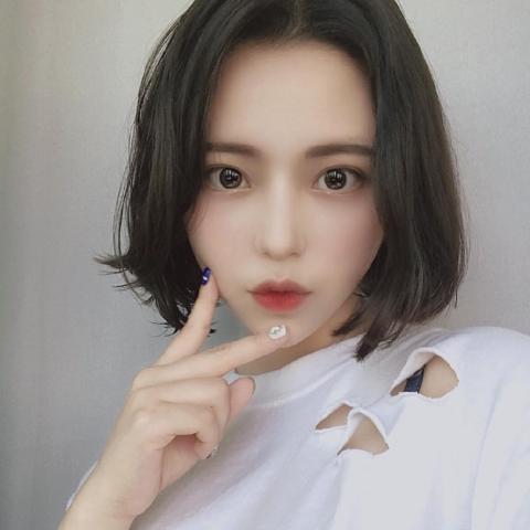 帅到爆的女生头像