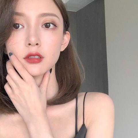 帅到爆的女生头像