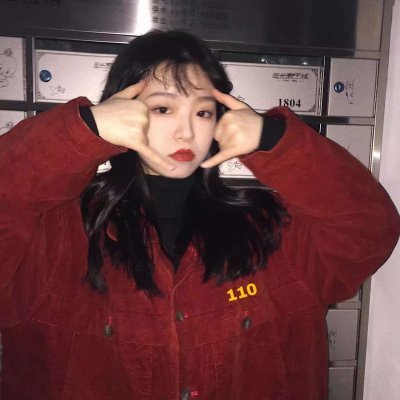 红色高清女头有气质的真人图片