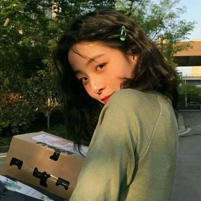 好看的ins头像女