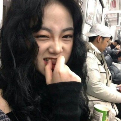 2025清纯可爱女生个性头像图片