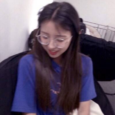 2025清纯可爱女生个性头像图片