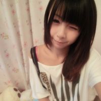 圆脸齐刘海适合的发型图片女生头像