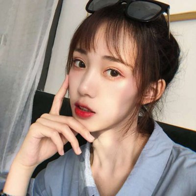女生头像唯美浅蓝色高清图片