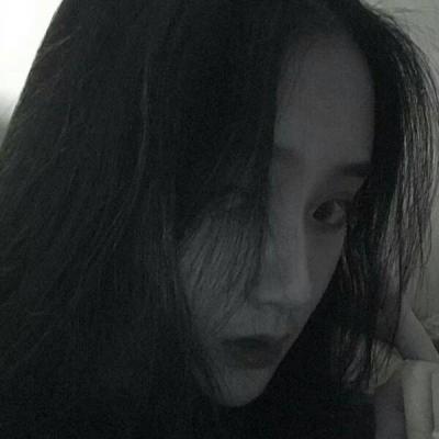 黑白头像女生高冷霸气图片