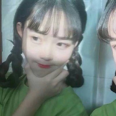 简单耐看干净头像女生绿色图片
