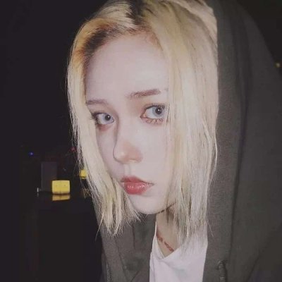 好看的ins头像女