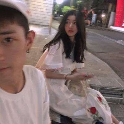 微信情侣头像手机控一对