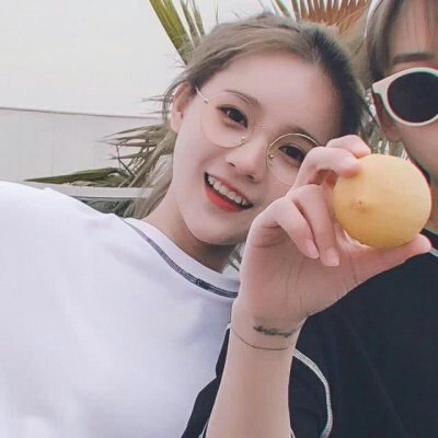 韩系情头图片一对两张分开