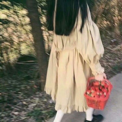 半身高清不露脸的穿制服部位头像女