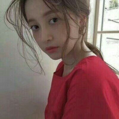 微信头像红色系列真人女生图片