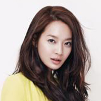 韩国明星女演员申敏儿头像图片