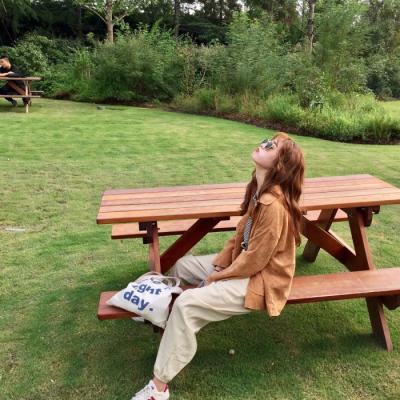 女生微信头像淡雅气质清新图片