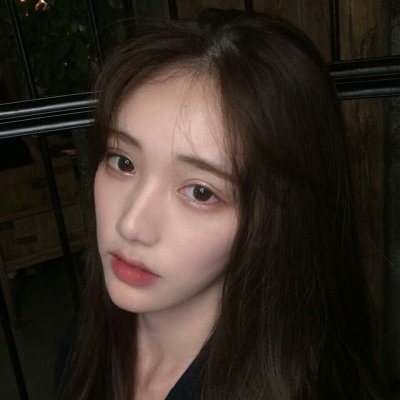 女生头像冷酷帅气真人图片