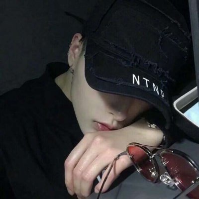 男生微信头像高清不露脸图片