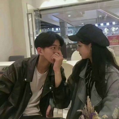甜蜜相爱情侣头像