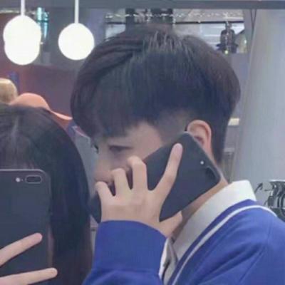 很明显的情侣头像图片一对