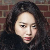 韩国明星女演员申敏儿头像图片