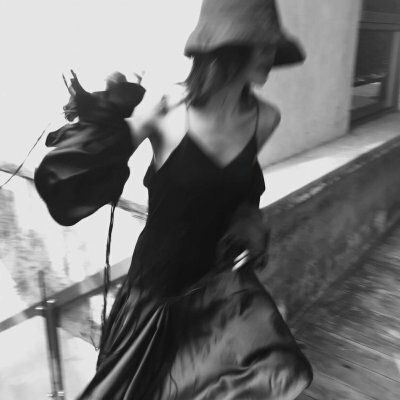 半身高清不露脸的穿制服部位头像女