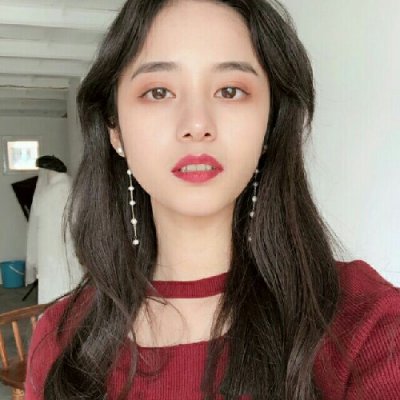 微信头像红色系列真人女生图片