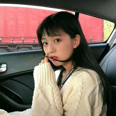 女生头像冷酷帅气真人图片