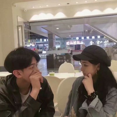 甜蜜相爱情侣头像