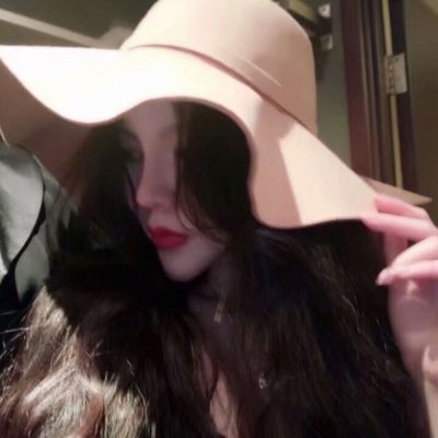 女生图片背影或侧脸头像戴帽子