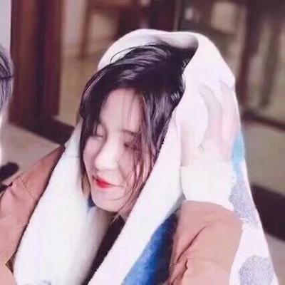 很明显的情侣头像图片一对