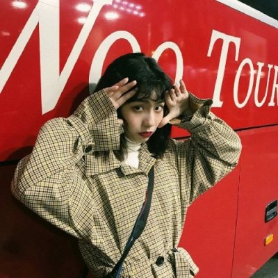 微信头像红色系列真人女生图片