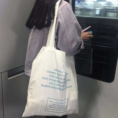 半身高清不露脸的穿制服部位头像女