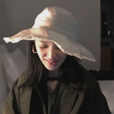 女生乐观头像