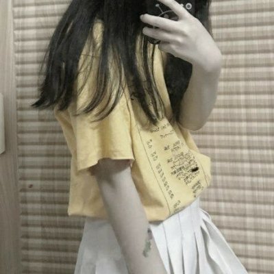 半身高清不露脸的穿制服部位头像女