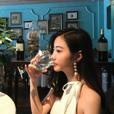 情头一男一女分开两张意境图片