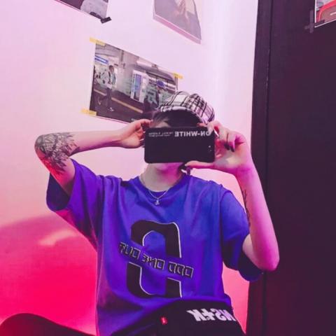 网红超火情侣头像一对两张图片
