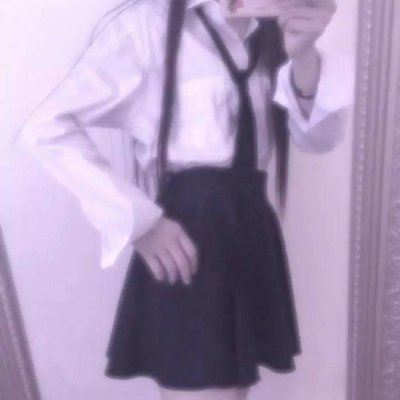 半身高清不露脸的穿制服部位头像女