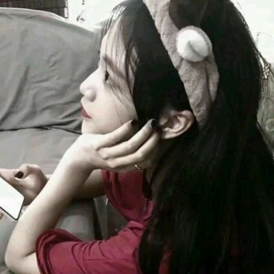 微信头像红色系列真人女生图片