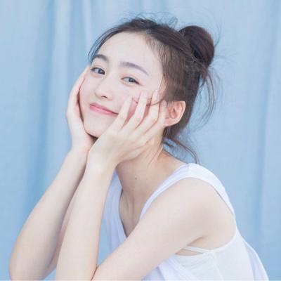 女生微信头像淡雅气质清新图片