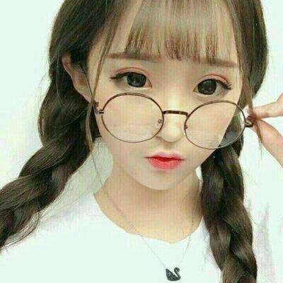 女生眼镜头像控
