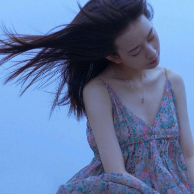 女生伤感头像高冷霸气图片