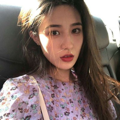 小众近脸女生头像