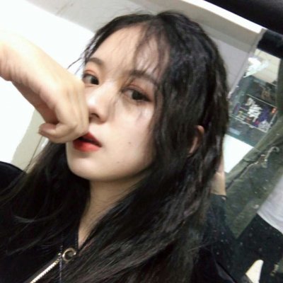 黑暗系女生真人头像图片