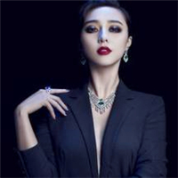 有女人味的中年女人图片头像