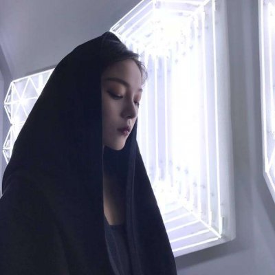 2025超酷头像女生霸气图片