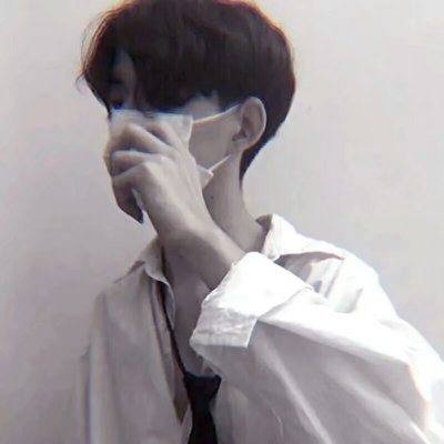 半身衬衫男头像