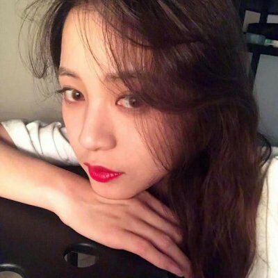 小众近脸女生头像