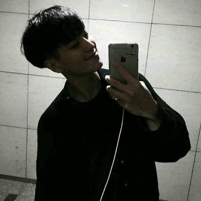 男生头像真人高清晰图片