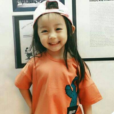 高清可爱头像小女孩无水印图片