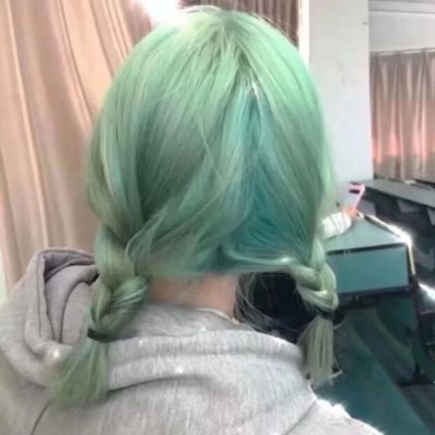 抖音极品绿色系女头图片